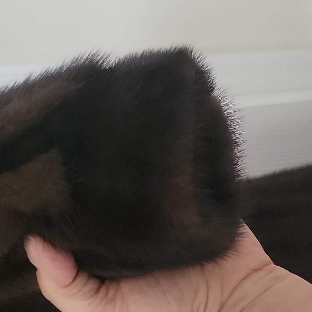 Elegant Brown Mink Real Fur Coat - Picture 4 of 4